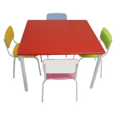 MESA QUADRADA INFANTIL  